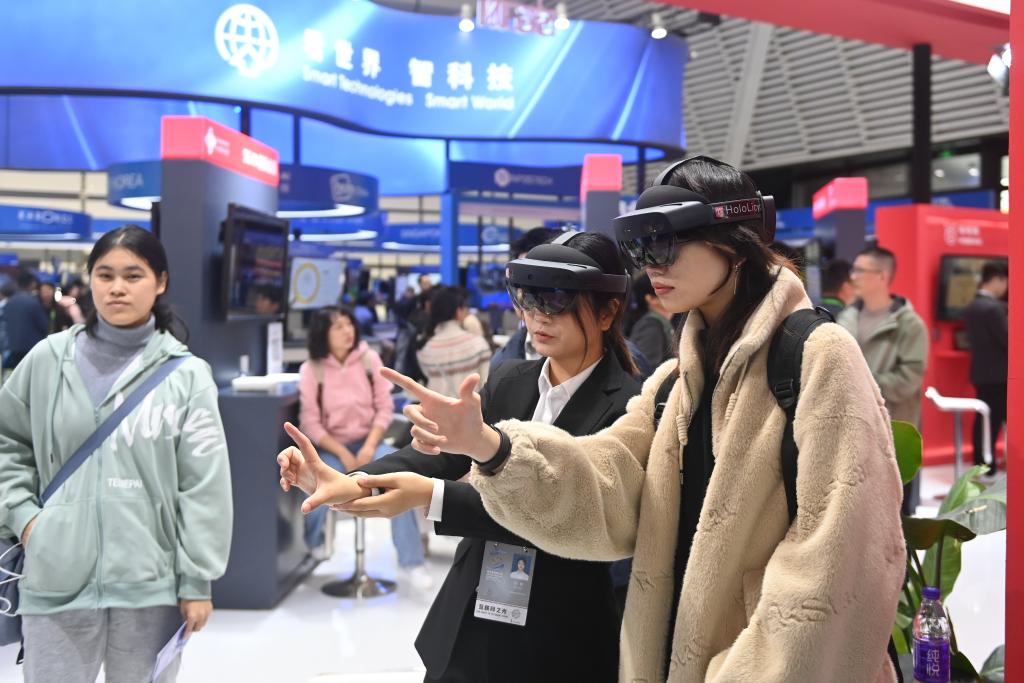 024年世界互联网大会乌镇峰会开元棋牌app多项新技术亮相2(图2)