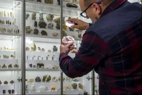 海第一批玄学在全世界薅羊毛？开元棋牌试玩靠着情绪价值出(图5)